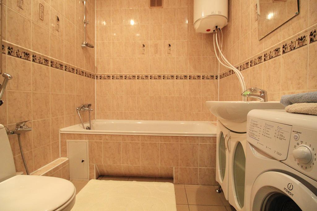Apartment Poznyaky-Bazhana Kijev Kültér fotó