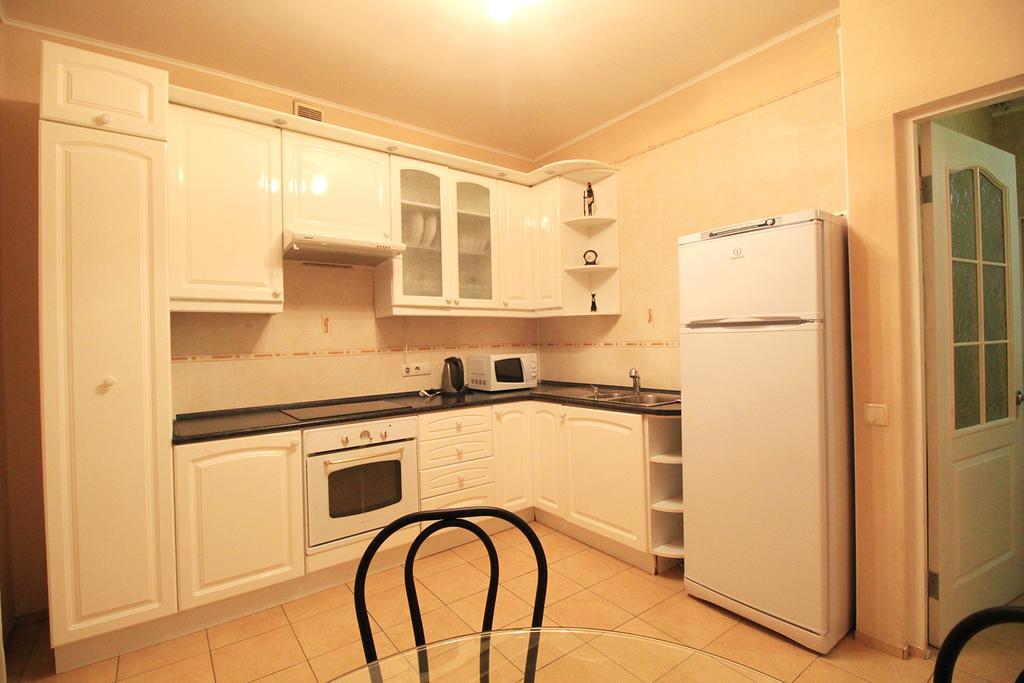 Apartment Poznyaky-Bazhana Kijev Kültér fotó