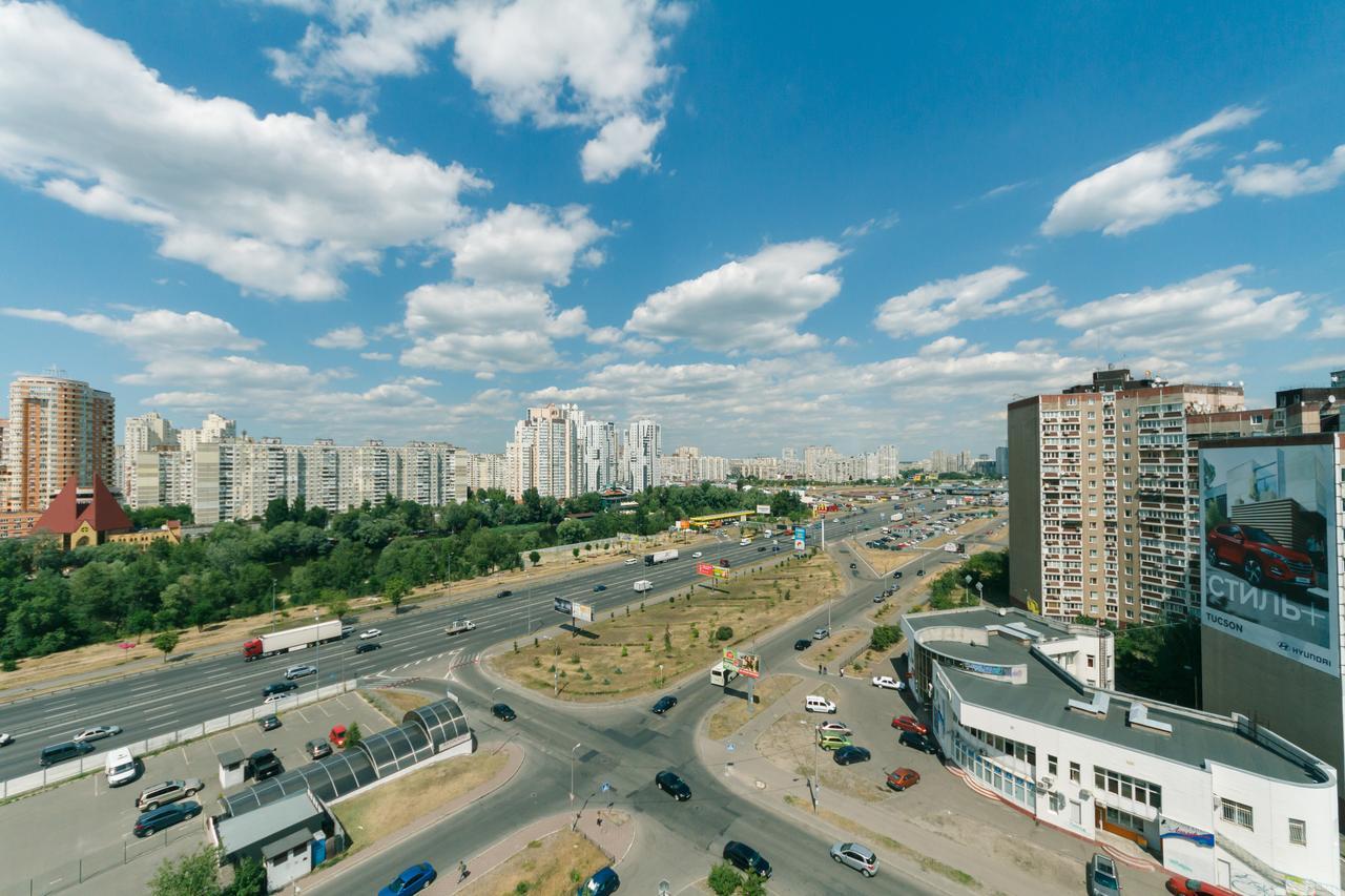 Apartment Poznyaky-Bazhana Kijev Kültér fotó